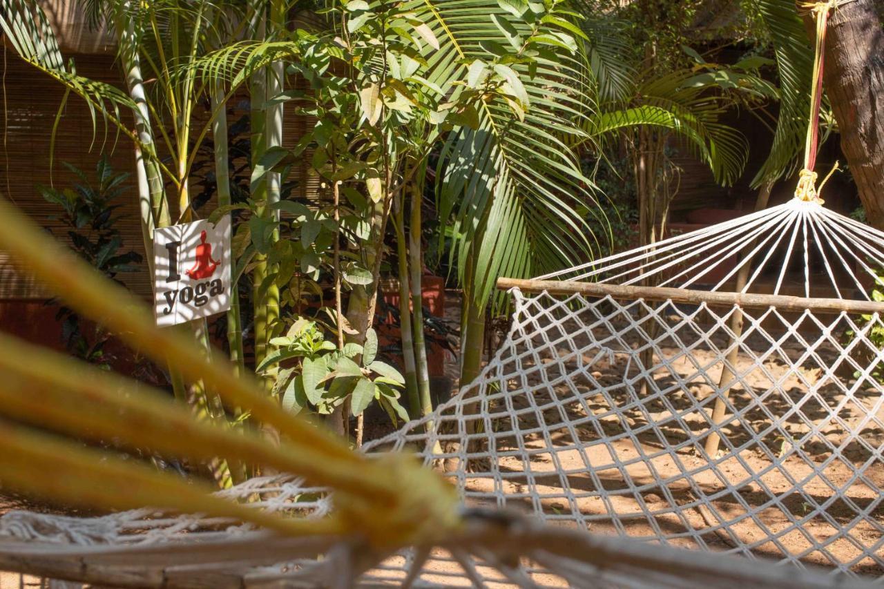 Palm Trees Ayurvedic Heritage Patnem Beach Exterior foto