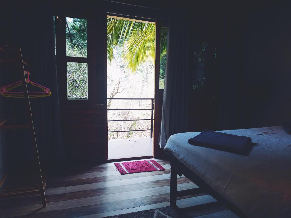 Palm Trees Ayurvedic Heritage Patnem Beach Exterior foto